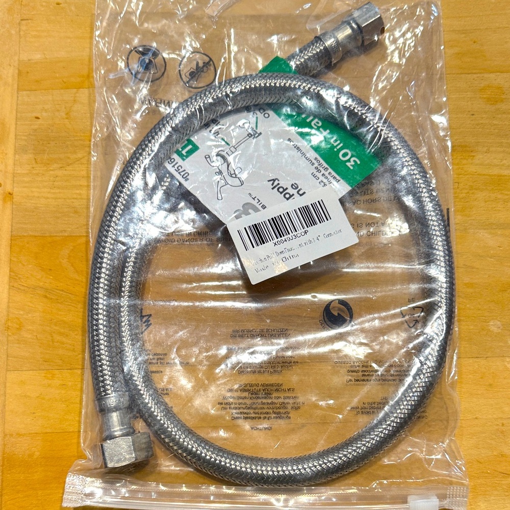 Reliabilt supply Line 30” Faucet #0751645 1/2” FIP, 3/8” OD Comp New NiB